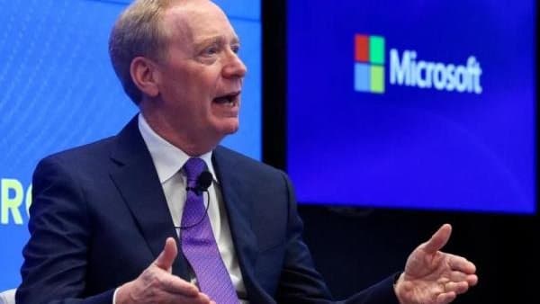 Presiden Microsoft Serukan Skema Rem Darurat untuk AI Demi Keamanan Sistem Otonom